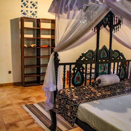 Tichi Villas - Diani Beach Exterior photo