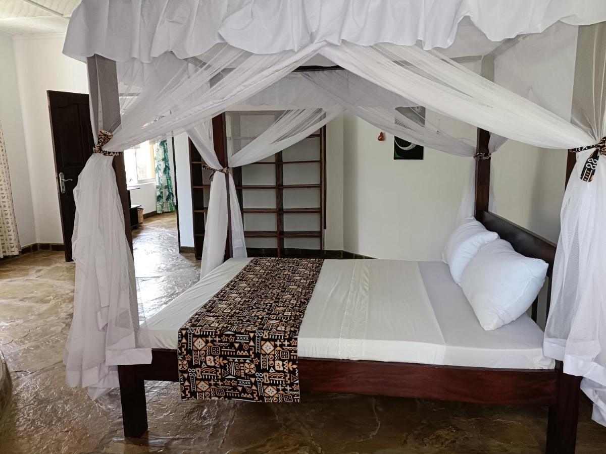 Tichi Villas - Diani Beach Exterior photo